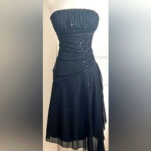 Elegant Black Strapless Dress